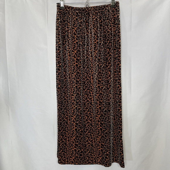 Sag Harbor Dresses & Skirts - Sag Harbor Maxi Skirt S Leopard Print Elastic Waist Classic Holiday